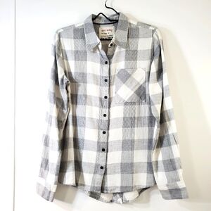 Womens Shirt Gray and White Plaid Button Down Long Sleeve Size Medium